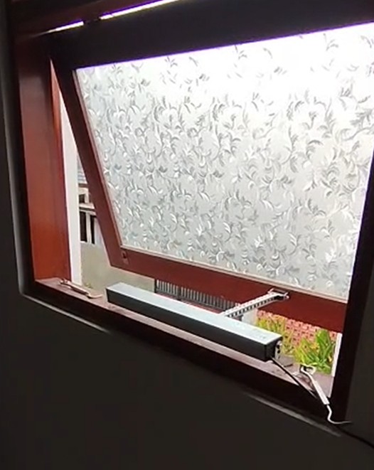 Mesin otomatis Pembuka Jendela di Bali